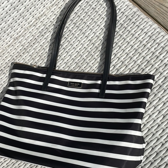 Kate Spade New York HAYDEN TOP ZIP TOTE - Picture 6 of 12